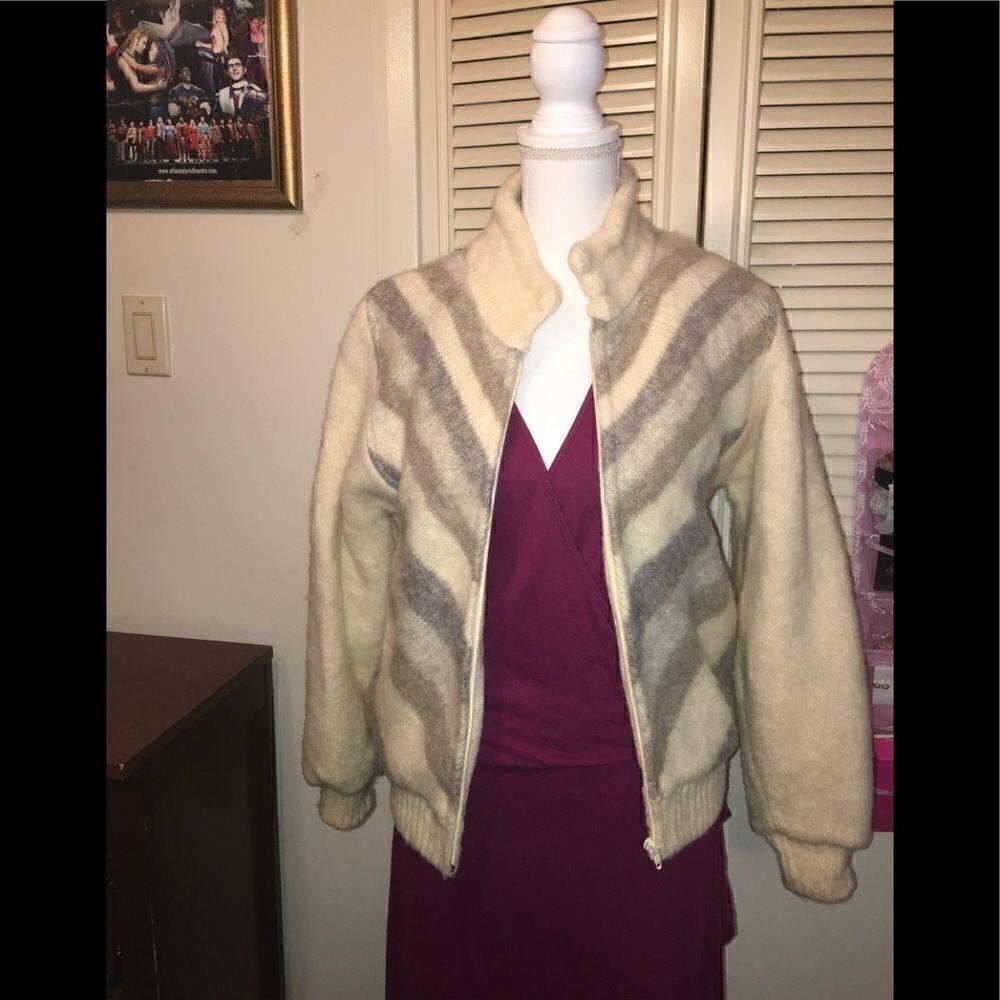 Hilda,Ltd.100%Wool Linedjacket